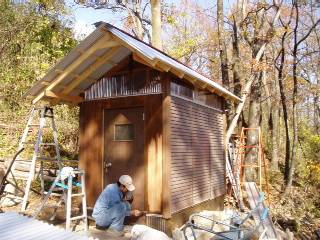 painting the cedar board wall to match the side wall of "amado"