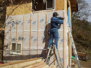 place thin lumbers to nail horizontal clapboard