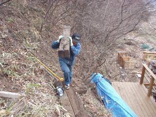 use railroad ties to build the stage on the way to the upper land